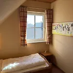 In Tatil Evi